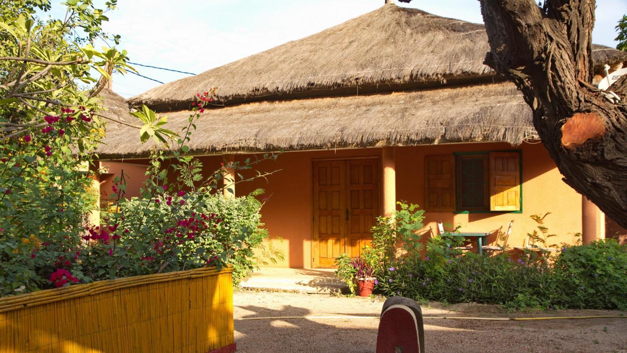 Auberge Plein Soleil Mbodiène Extérieur photo